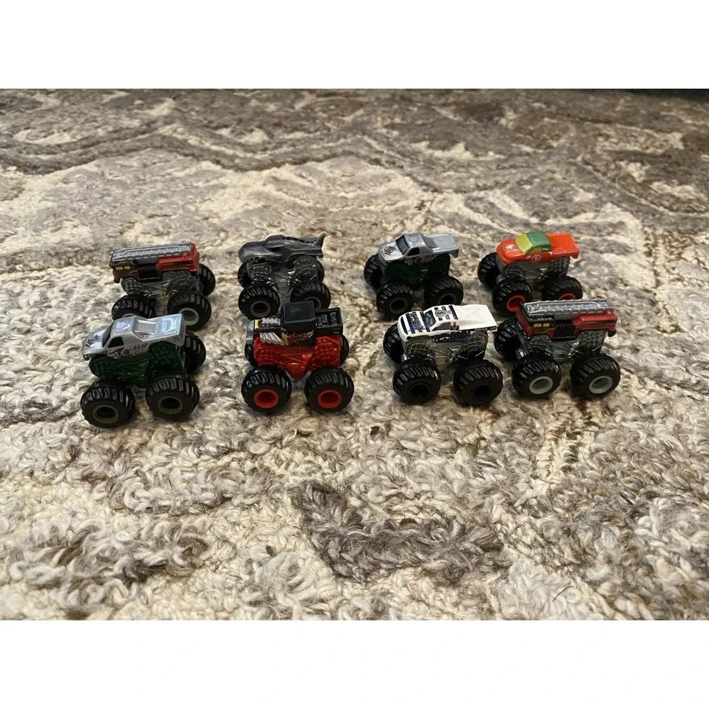 Hot Wheels Monster Trucks Mighty Minis Key Launchers Mini Launcher Truck Lot 8